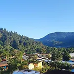 Apartamento novo e completo, próximo à praias e comércio