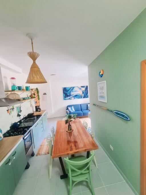 Apto - Praias Santa Rita, Enseada E Pereque Apartamento *